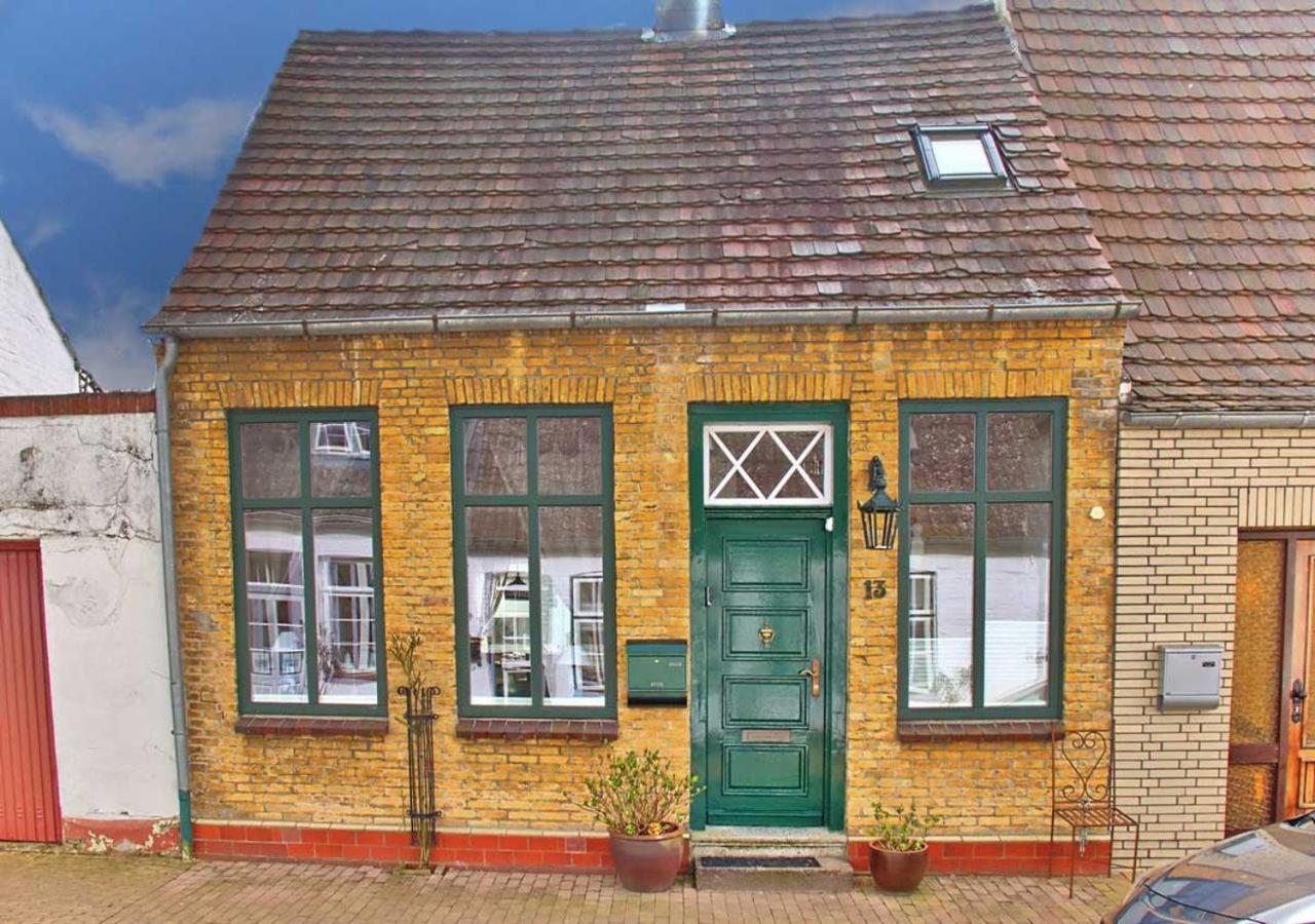 Friedrichstadtnixe, Meerchenhaftes Haus Mit Sauna Bagian luar foto