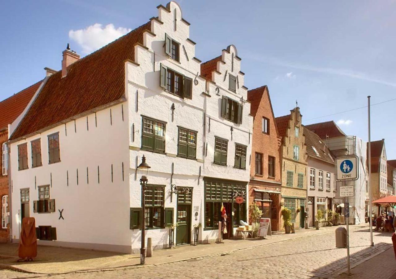 Friedrichstadtnixe, Meerchenhaftes Haus Mit Sauna Bagian luar foto